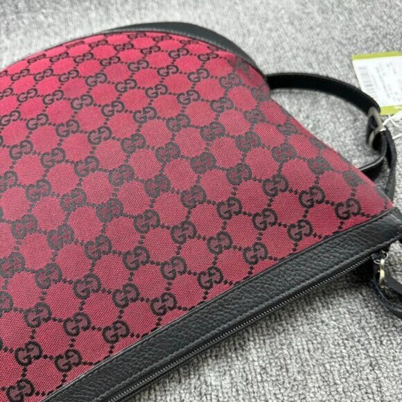 Gucci GG Canvas Messenger Bag 288-061224 - Picture 2 of 11
